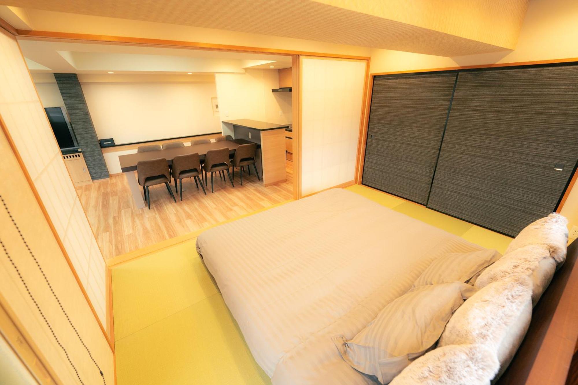 -newopen-molinhotels702-sapporoonsenstory-1l2room K-bed1&w-bed3 8persons *